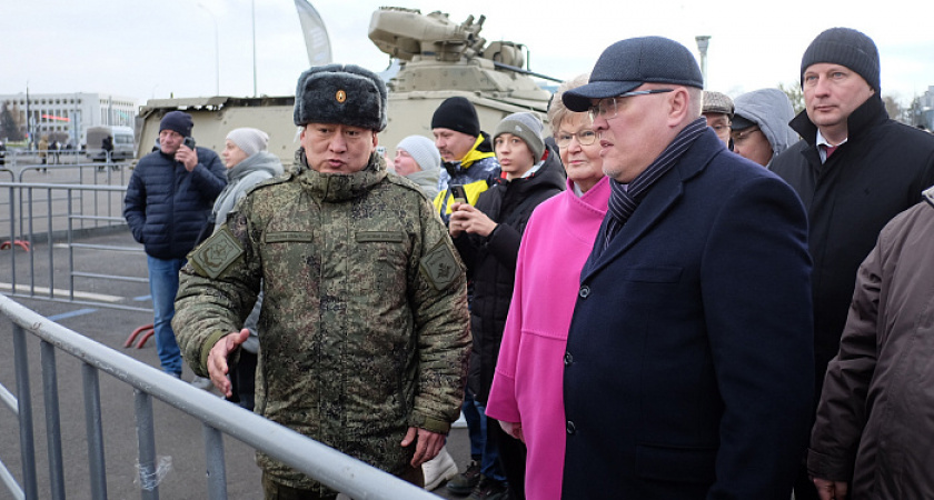 Александр Соколов предложил провести в Кирове выставку трофейной техники НАТО