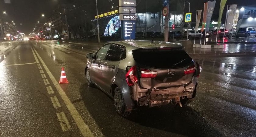 В Кирове в аварии на улице Воровского годовалый мальчик получил травмы