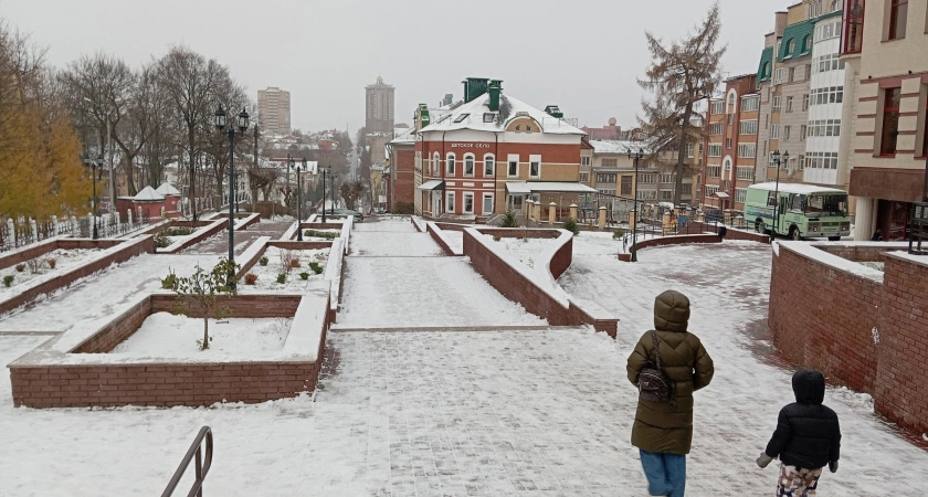 Фото к статье: Новогодние праздники переносят из-за ситуации в стране: январские каникулы 2024-2025 больше не будут такими, как раньше