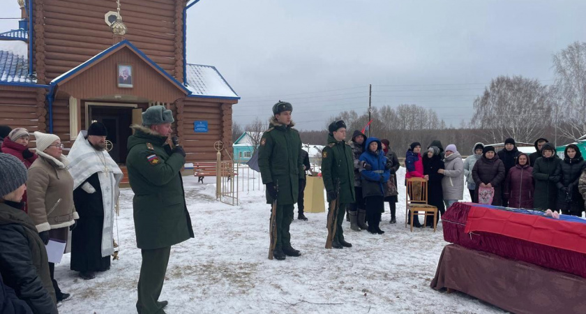 В Малмыжском районе простились с 32-летним контрактником 