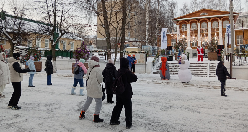 Для жителей и гостей Кирова организуют 16 новогодних и рождественских экскурсий