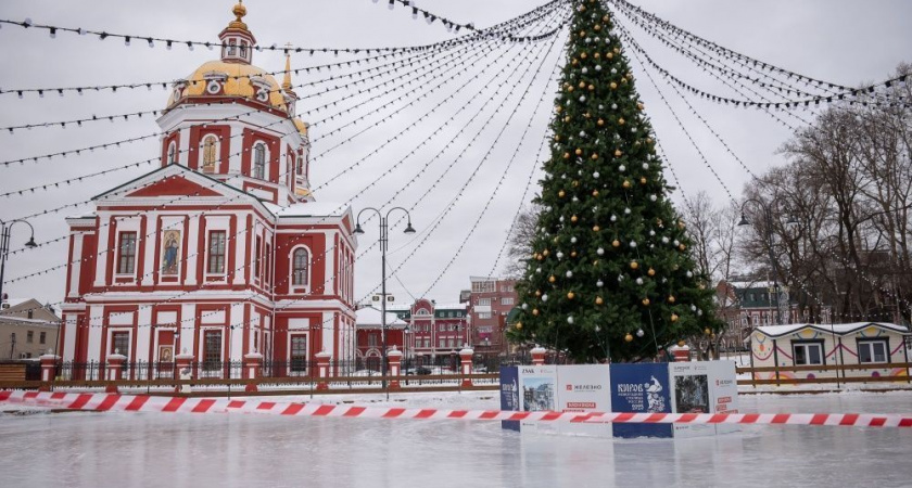 В Кирове из-за оттепели закрываются общегородские катки