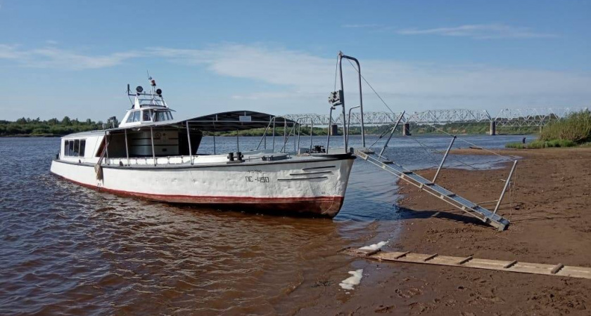 Для жителей Котельнича построят новый причал и приобретут теплоход