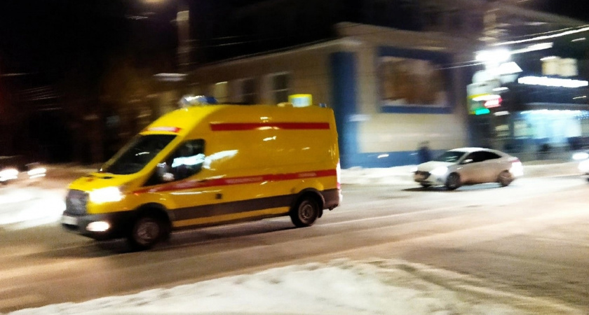 В Куменском районе женщина пробила мужу голову стеклянной бутылкой