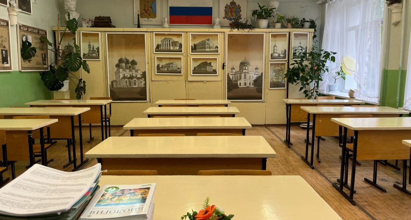 Кировские учителя будут получать премии за каждого оставшегося в регионе ученика