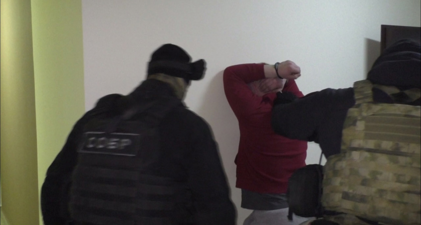 Кировского бойца-неонациста изолировали на 15 суток