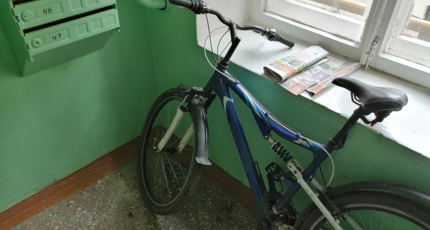 Из кировского подъезда пропал велосипед стоимостью 90 тысяч рублей