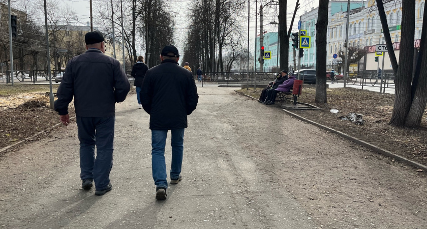После 50 лет надо перестать делать именно это – жизнь наполнится счастьем: Омар Хайям дал совет лучше психологов
