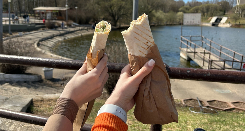 Кировчанам продавали шаурму и бургеры сомнительного качества