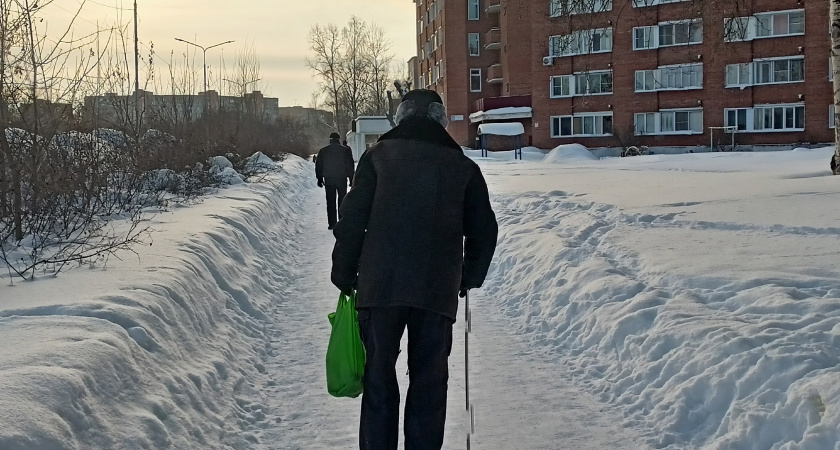 Пенсионерам 9-10 марта начислят на карту разовую выплату с четырьмя нулями