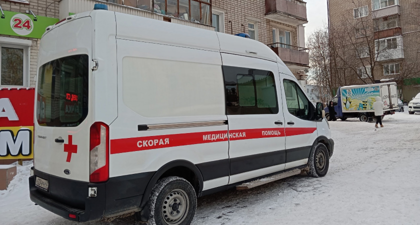 Рассерженный на недруга кировчанин брызнул перцовым баллоном в лицо его спутнице