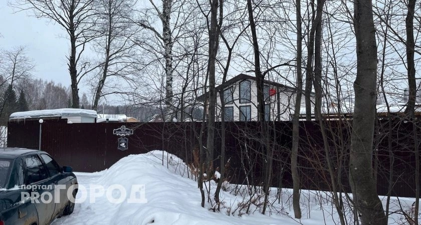 С марта начнут забирать землю: всех, у кого участок или дача в собственности, ждет новое жесткое правило