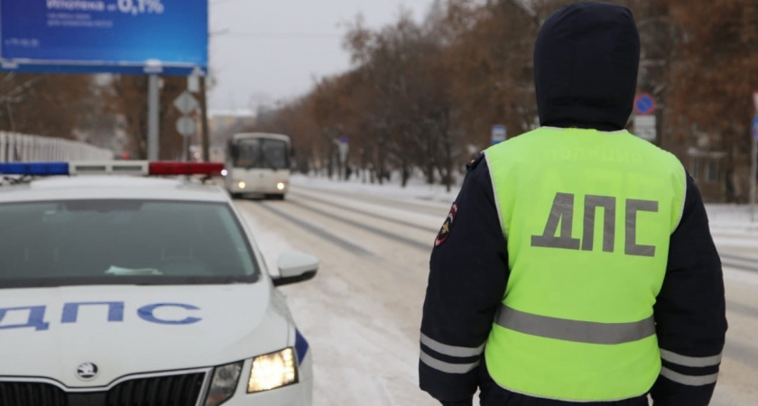 Фото к статье: "Штраф 2 тысячи рублей за автомобиль такого цвета": в ГИБДД начали проверку всех водителей на дорогах