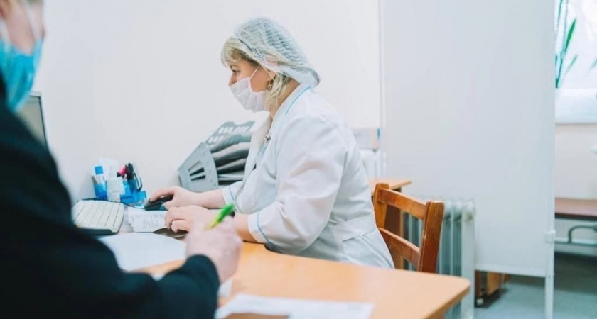 Фото к статье: Зарплаты кировских врачей – одни из самых высоких в ПФО, заявили власти региона