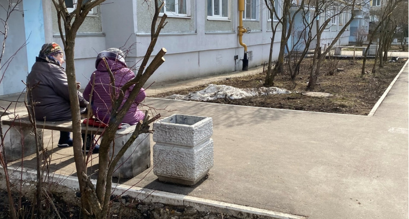 По 100 000 рублей отдельно от пенсии. Пенсионеры не верят своему счастью