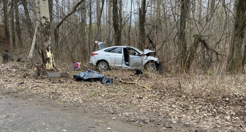 Юная девушка за рулем стала жертвой смертельного ДТП на улице Береговой в Кирове