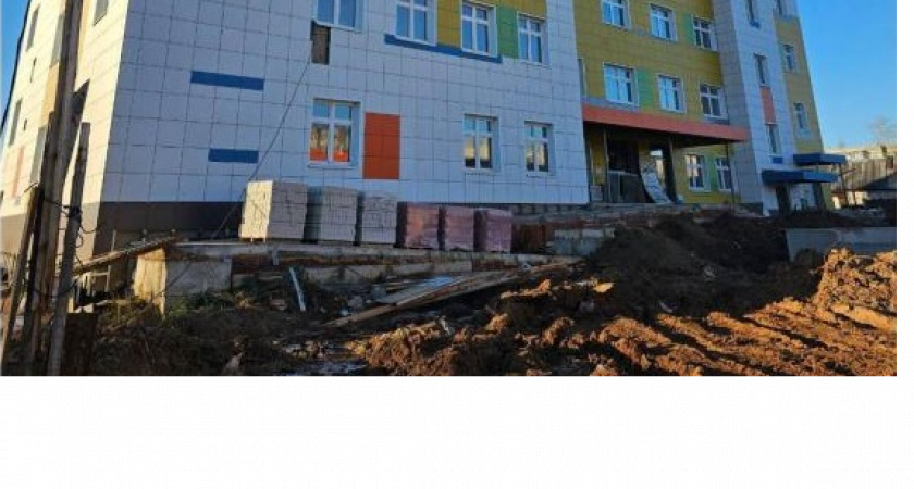 В Слободском подрядчик поплатился миллионным штрафом за срыв сроков строительства детской поликлиники
