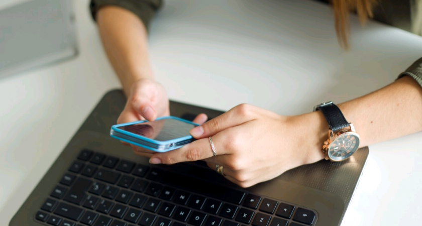 ВТБ предупреждает: отдали карту "курьеру" – стали дропом