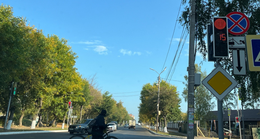 В Кирове на установку светофора на Южном обходе направят 9 миллионов рублей