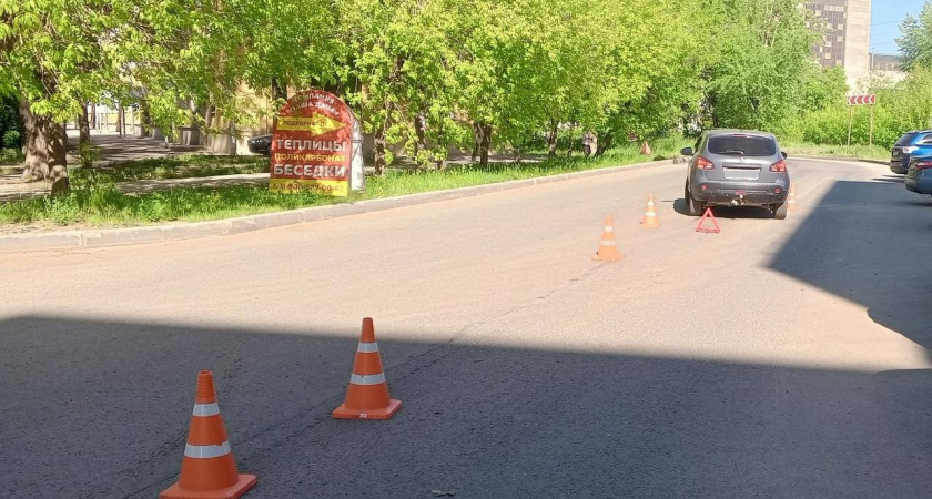 Восьмилетний мальчик попал под колеса иномарки на улице Подгорной в Кирове