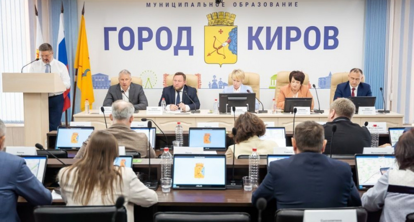 Несколько автобусных маршрутов планируют изменить в Кирове с 2026 года