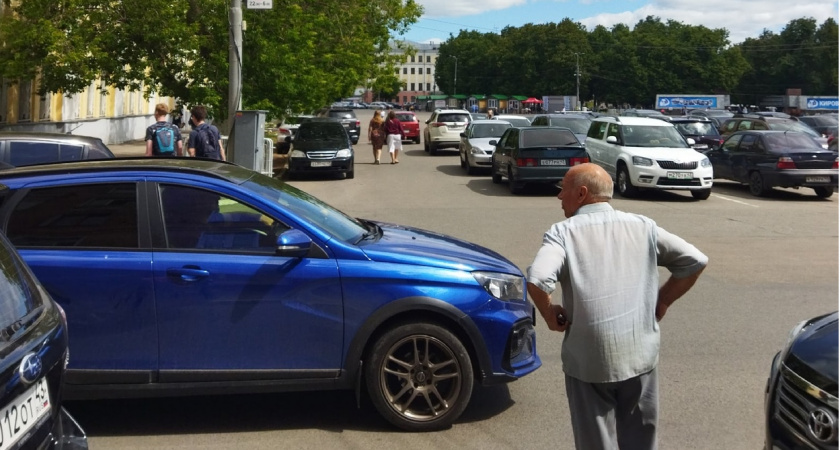 Водители старше 70 лет больше не сядут за руль - ужесточение правил ГАИ с 5 июня