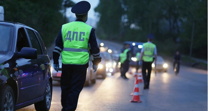 С 10 июня строго запрещено: водителей будут лишать прав за вождение в очках