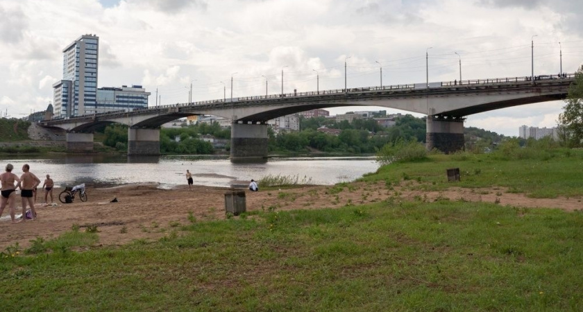 Власти Кировской области определили места для 35 пляжей и 47 мест отдыха у воды