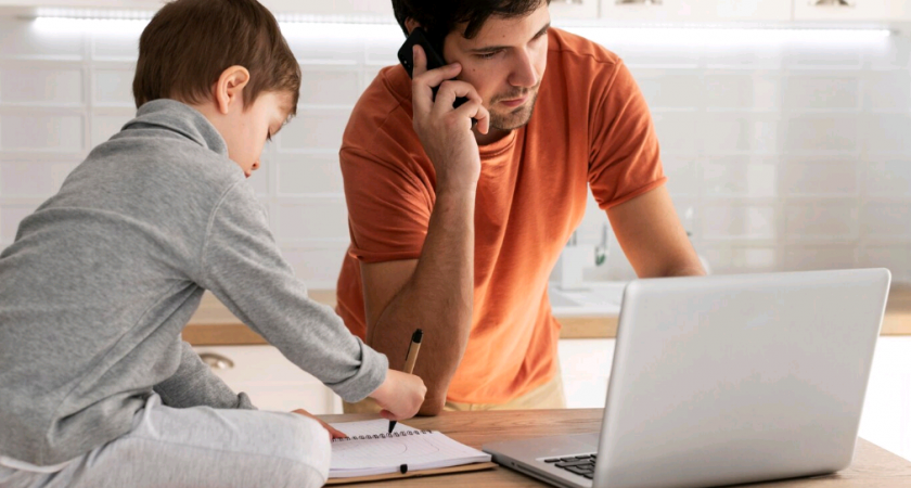 ВТБ: мошенники маскируются под школьных психологов, чтобы похитить деньги родителей