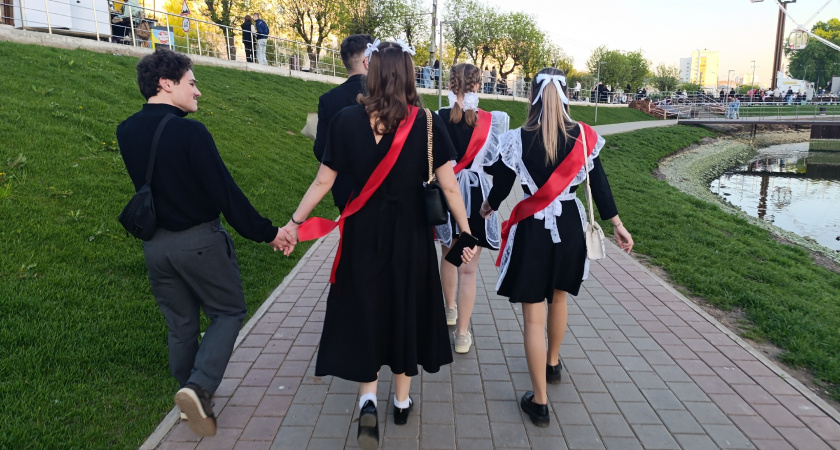 Восемь кировских выпускников сдали ЕГЭ по информатике и английскому на 100 баллов