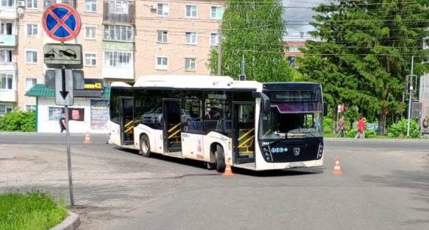 В Кирове автобус сбил женщину-пешехода