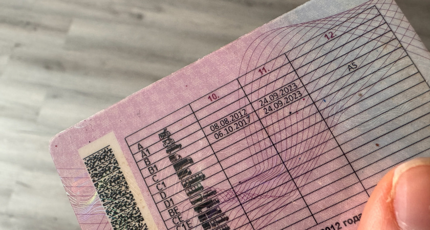 Водители категории "В" смогут получить еще одни права в июне без сдачи экзамена - потребуется только 1 справка
