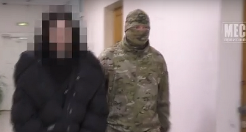 Хранил килограмм наркотиков: 19-летнему наркодилеру из Кирова грозит до 20 лет колонии 