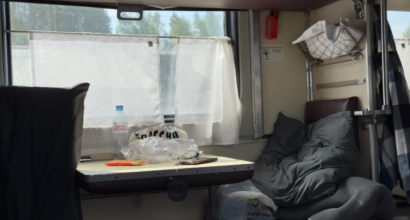 За такое могут высадить: какие правила этикета вы нарушаете в поезде - как избежать конфликтов и неприятностей