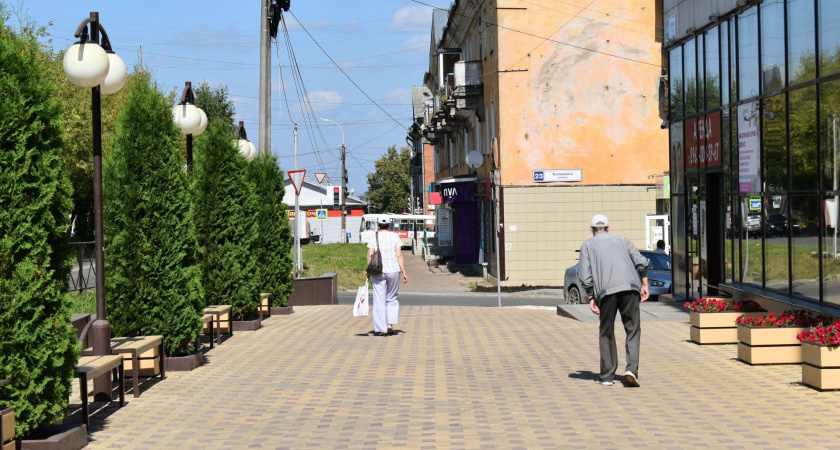 От этих выплат за ЖКУ полностью освободили пожилых людей - как оформить льготу