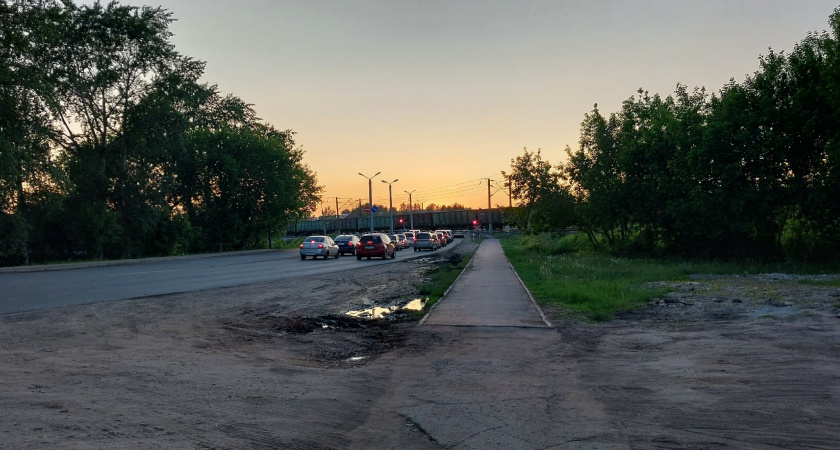 На ремонт дороги Киров - Бобино - Сапожнята выделили 6,3 миллиона рублей