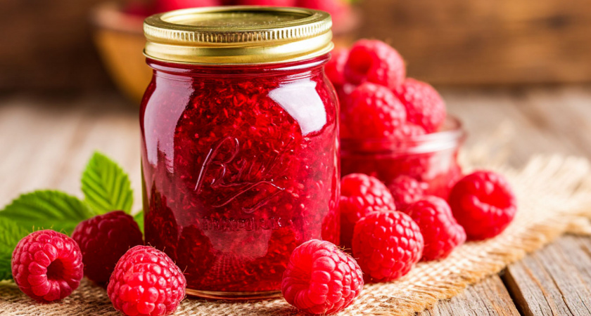 Варенье "трехминутка": минимум сахара и без возни - получается густое, как конфитюр