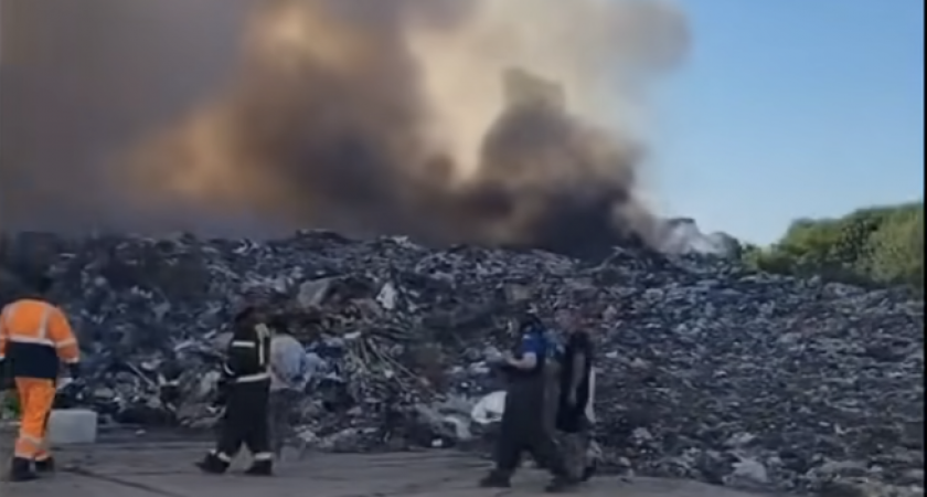 На полигоне ТКО в Сунском районе произошел крупный пожар: ЧП прокомментировали власти