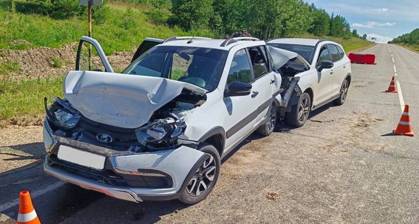 Пять человек получили травмы в массовом ДТП на трассе под Уржумом