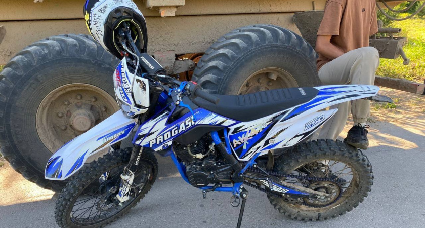 В Советском районе подросток на мотоцикле сбил маленькую девочку