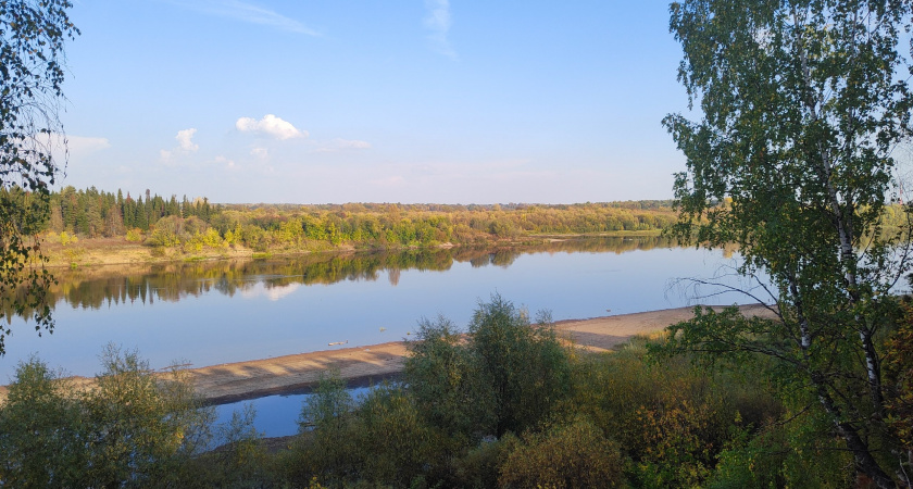 В Оричевском районе владельцы 10 участков на берегу реки Вятки лишились земли