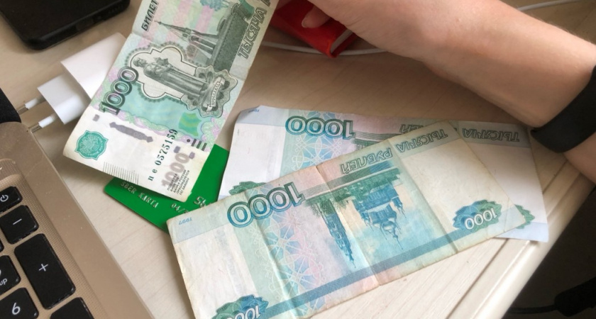 Может ли банк заблокировать карту за частые переводы? Россиянам рассказали