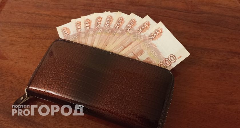 Пугал уголовными делами: лжесотрудник МВД обманул пенсионерку из Кирова