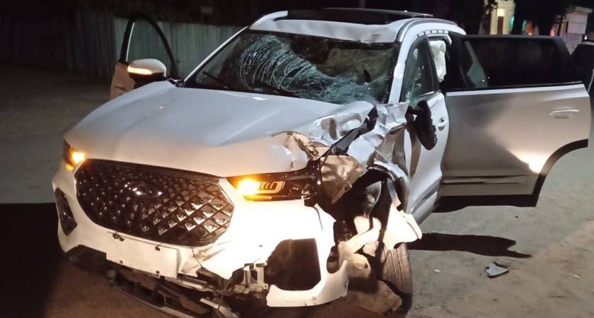 В Малмыже 18-летние парень и девушка разбились в ДТП с мопедом и легковушкой