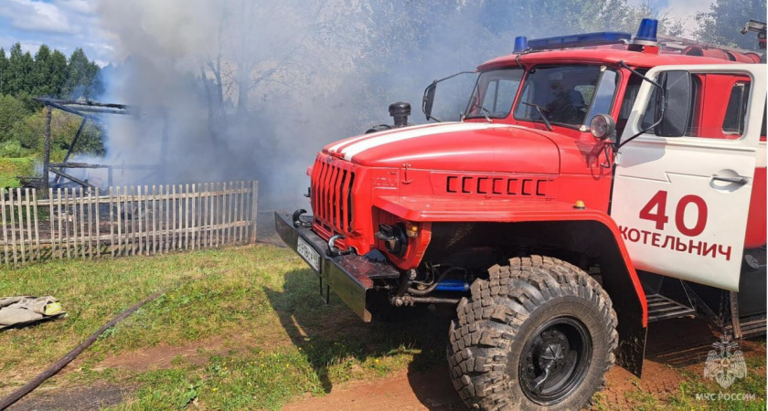 В Котельничском районе сосед поджег дачу из мести