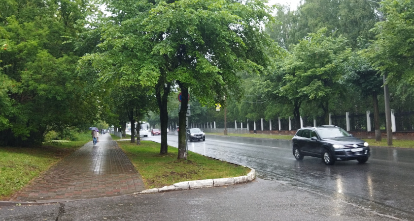 Накроет грозовым дождем почти всю страну: что еще ждать от погоды на неделе?