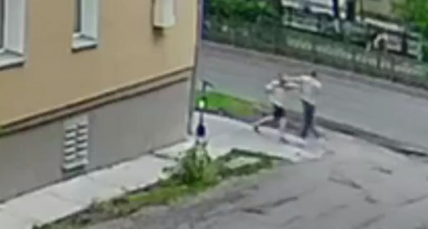 Рассек голову и сломал челюсть: двоих кировчан задержали за драку в баре