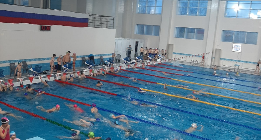 В Кирове детей из разных районов обучат плаванию в бассейнах новых школ