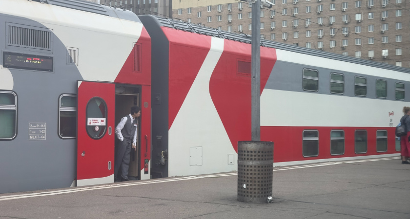 Каторга, а не дорога: какие места в плацкартном вагоне не нужно брать даже со скидкой - раскрыл проводник со стажем