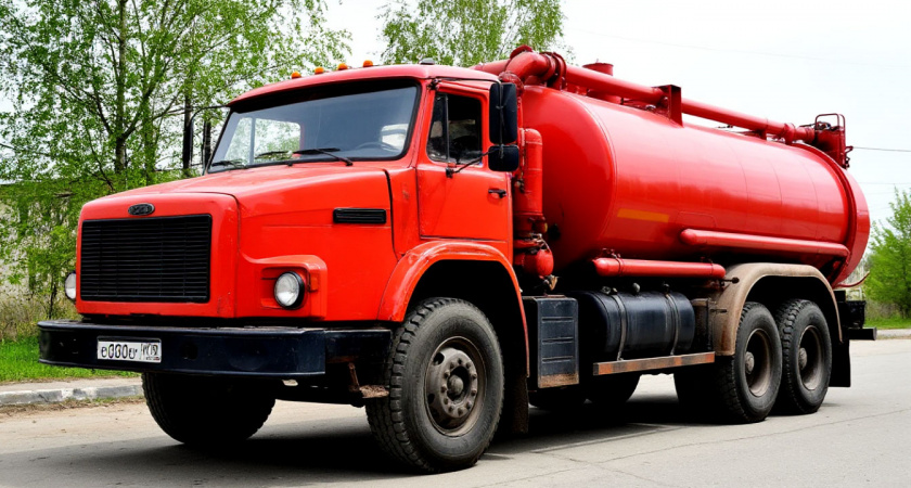 После откачки ямы всегда прошу ассенизатора слить все обратно и снова выкачать - всегда работает: вот в чем секрет 